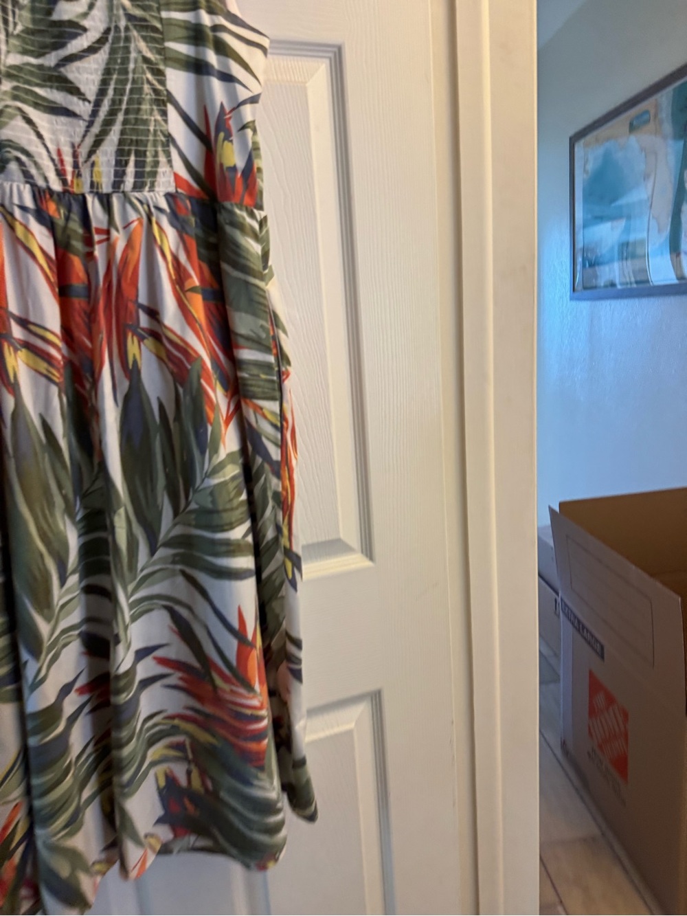 Tropical Print Sundress with Ruffled Straps - White & Green - Picture 2 of 4